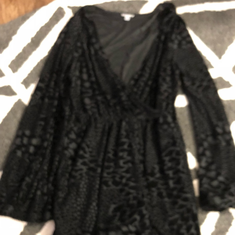 Velvet bell sleeve romper